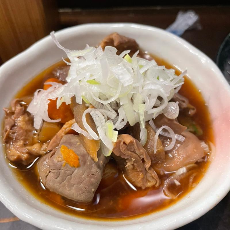 もつ煮(味処　八右衛門)