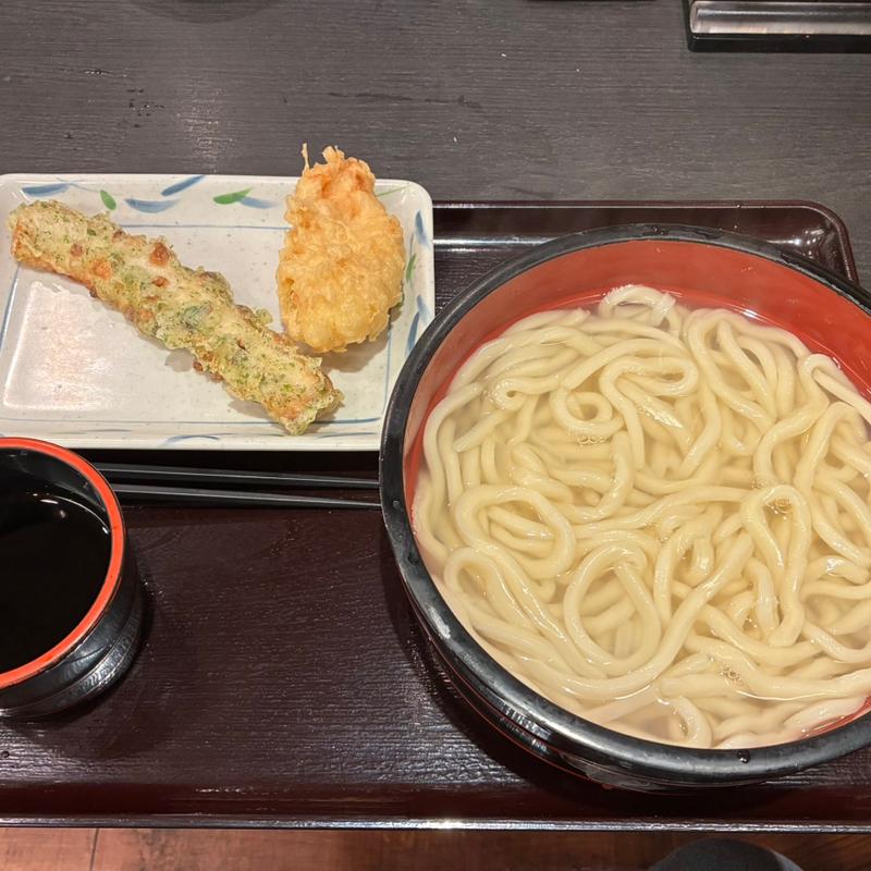 釜揚げうどん大＋とり天＋ちくわ天(讃岐製麺 麦まる 八重洲地下街南口店)