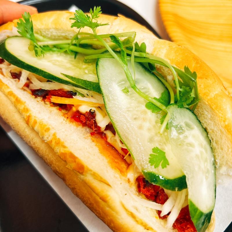 Bánh Mì Khô Bò(1995 Drink & Cake)