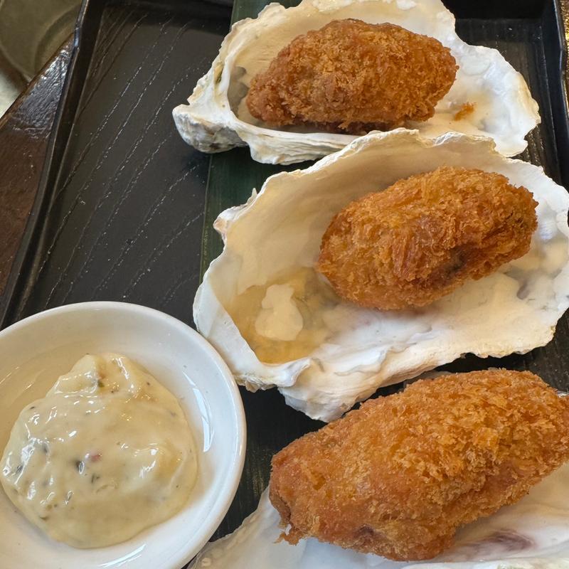 特大牡蠣フライ(みるくがき豊久丸)