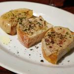 フォアグラトースト(大衆肉バル Kamiichi 上大岡)