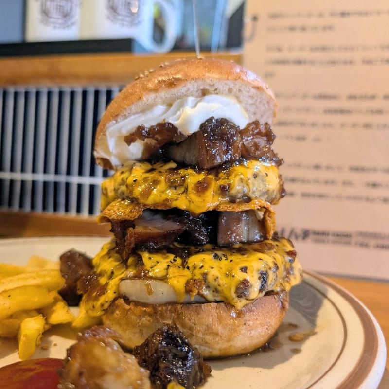 ベーコンジャムバーガーW(マルハチバーガースタンド)