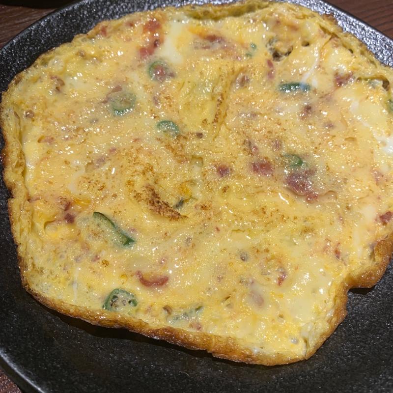 青唐辛子の酒盗チーズ玉子焼き(清龍 池袋西口店)