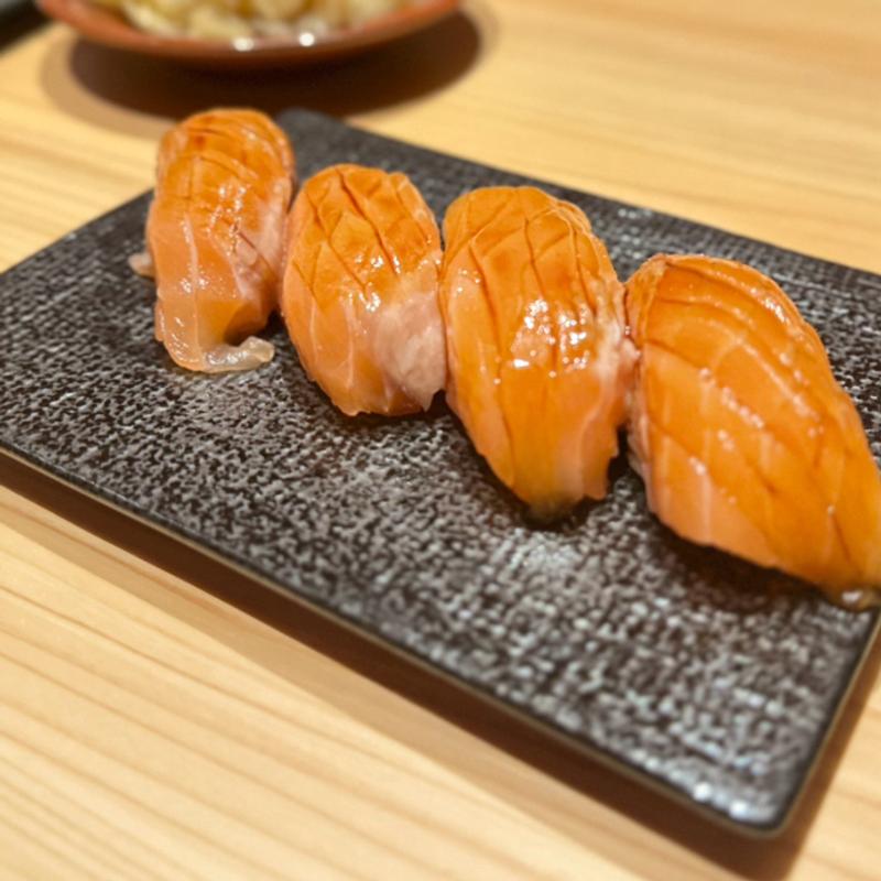 サーモン握り(鮨 銀座おのでら 息子 なんば店)