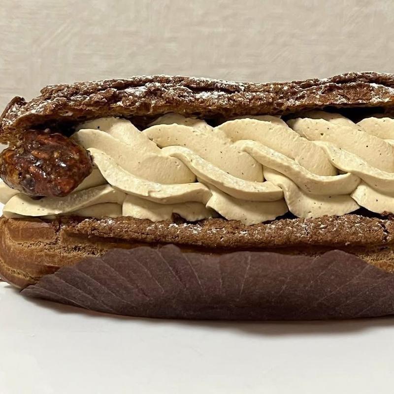 エクレールオショコラエカフェ(Pâtisserie Sato)