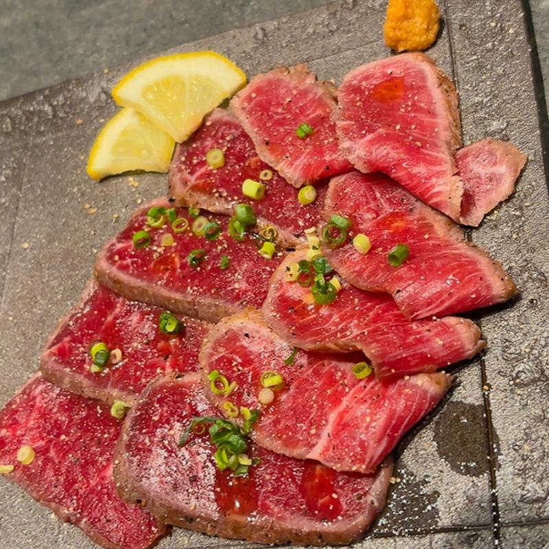 ラム肉のたたき(羊と饂飩 lamb to udon)