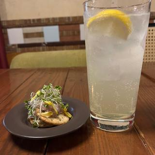 自家製レモンチェロ(うまいものkitchen 勝田台バル )