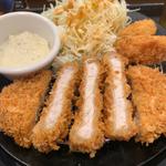 Xクーポンロースかつ&カキフライ(2個)定食