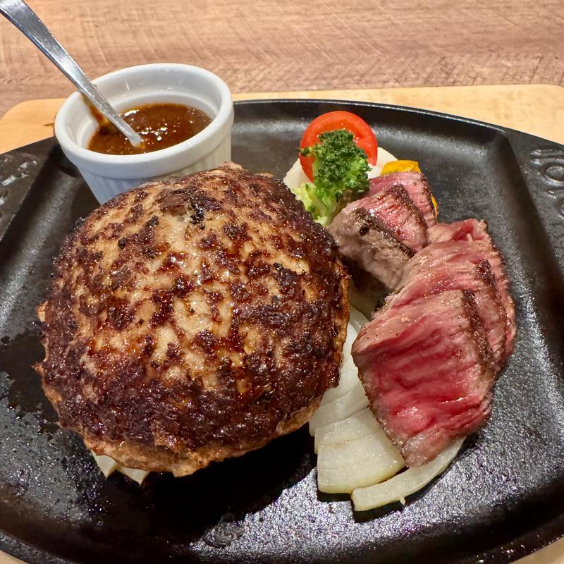 コンビ赤身和牛コンビハンバーグ増量(津の田ミート 茨木店)