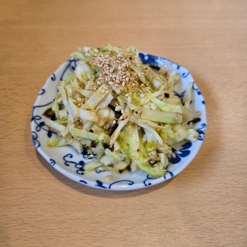 千切りキャベツ【ごま油&ピリ辛味】(手打ちそば けん蔵)