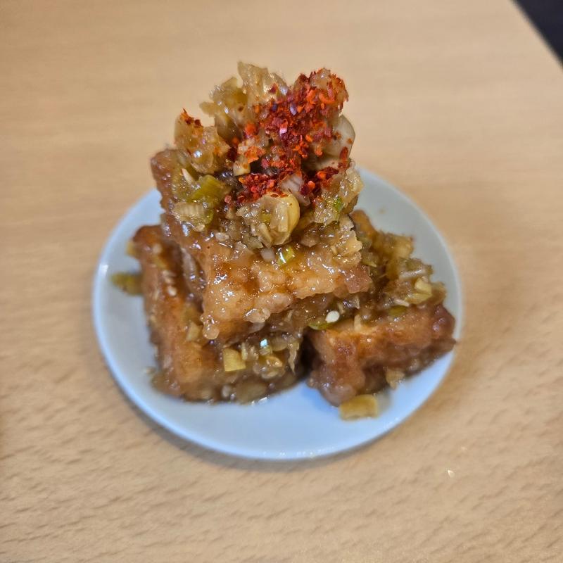 揚げ出し豆腐【ピリ辛味】(手打ちそば けん蔵)