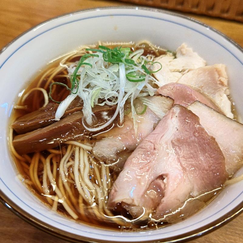 醤油らぁ麺＋チャーシュー(らぁ麺 ふじ松 戸塚店)