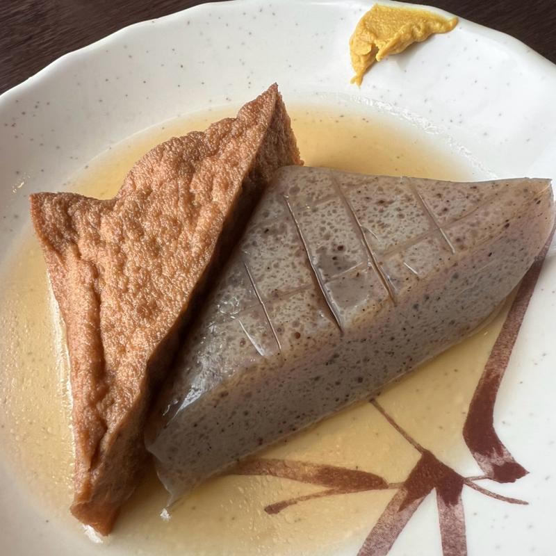 おでん　厚揚げ　こんにゃく(いづも庵)