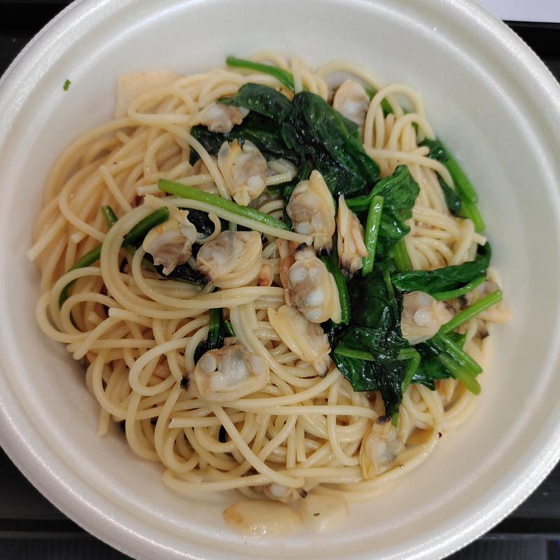 アサリとほうれん草のペペロンチーノ(イタリア料理カプリチョーザ渋谷本店)