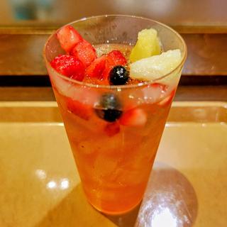 ごろっと果実のピーチフルーティー