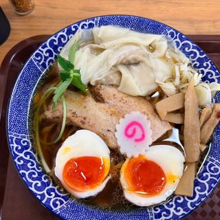 中華そば中盛り＋ワンタン＋味玉(らーめん理庵)