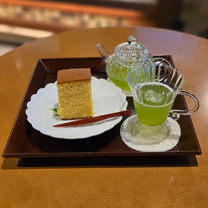 煌かすていら･蒸し製玉緑茶(匠寛堂 （しょうかんどう）)