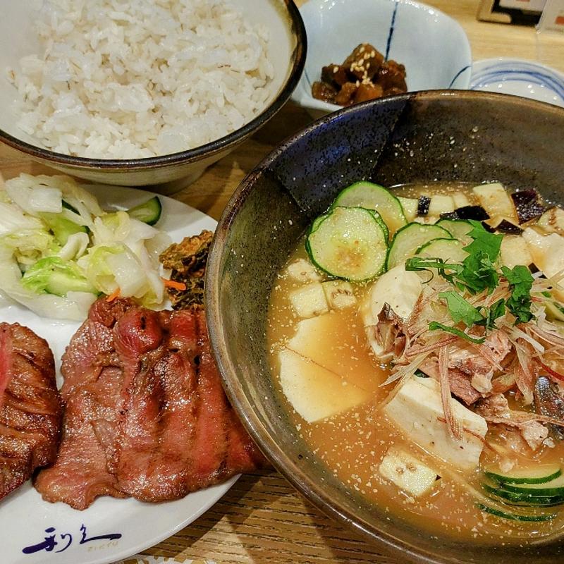 牛たんと冷汁セット(仙臺たんや 利久 コレットマーレみなとみらい店)