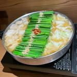 和牛もつ鍋 みそ味(博多もつ鍋前田屋 博多店)