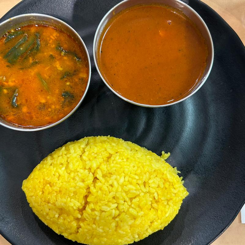 2種カレー(カリー＆焼きたてナン AMARA 三井アウトレットパーク入間店)