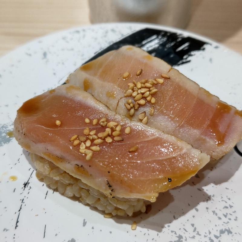 本まぐろ中とろ漬け(回転寿司みさき イオンフードスタイル港南台店)