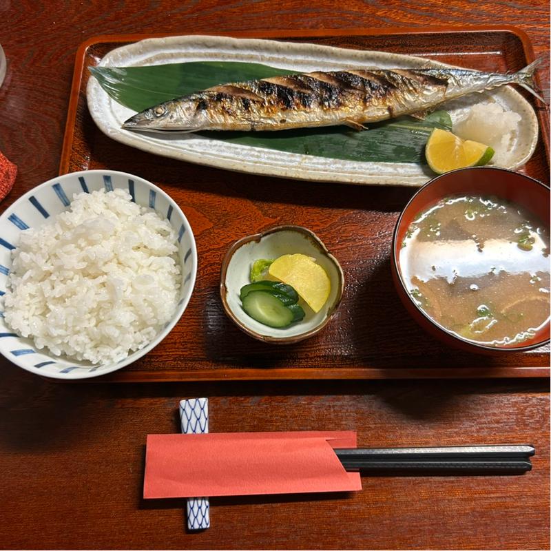 さんま焼き+ご飯セット(美味小家 （ウマゴヤ）)