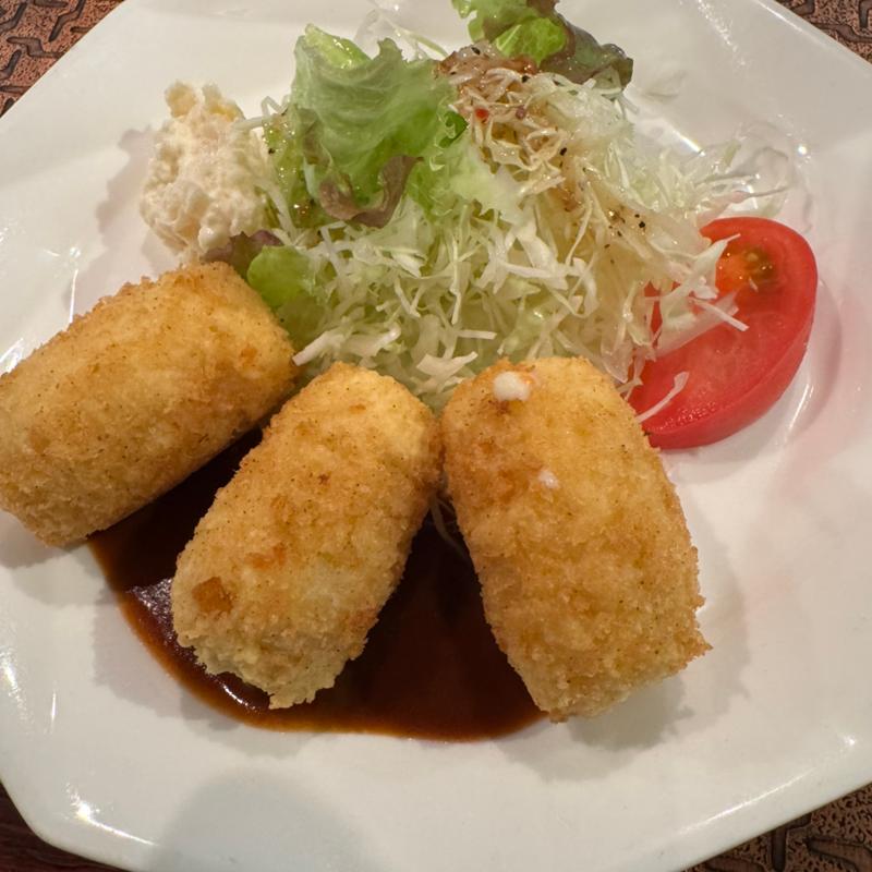 カニクリームコロッケ(西洋軒)