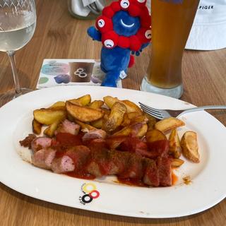 ベルリン風カレーブルスト(オイシイ！ドイツ)