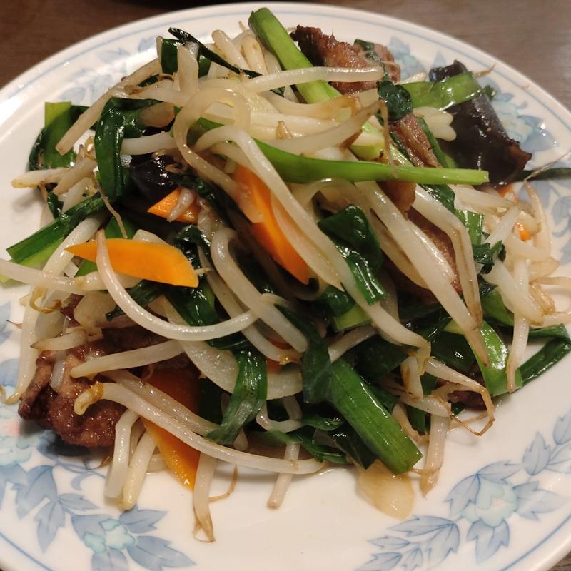 ニラレバ炒め(甚兵衛)