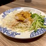 蒸し鶏の胡麻ソース