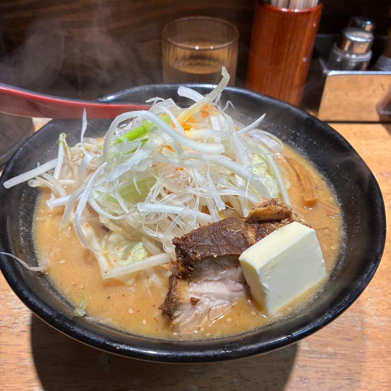 (萬馬軒　新宿南口店)