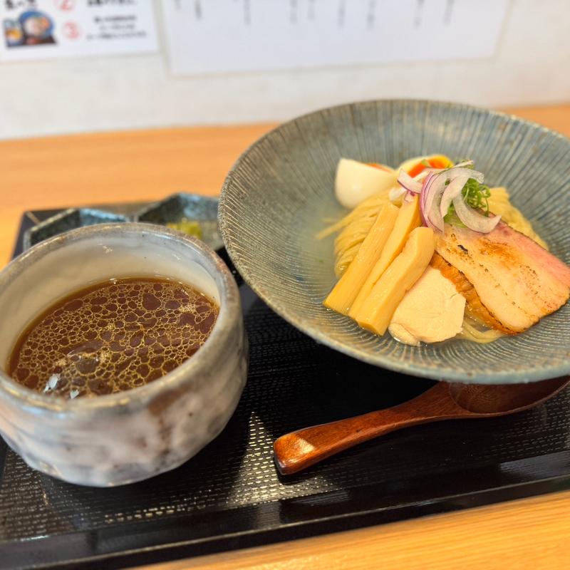 味玉醤油つけ麺(横浜淡麗らぁ麺 川上)