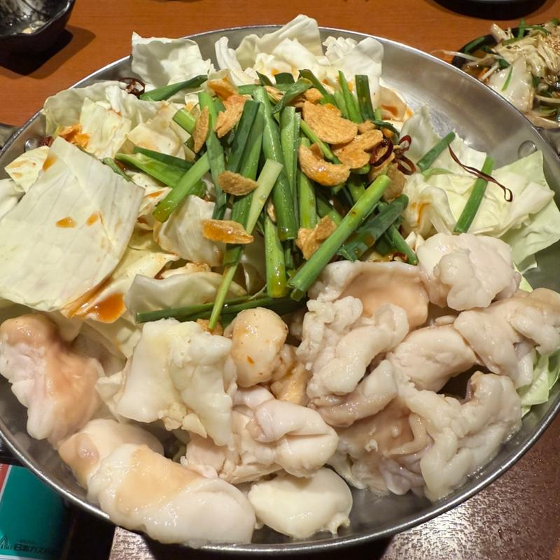 中辛　もつ鍋(鮮味・鉄板酒場いっとく本店)