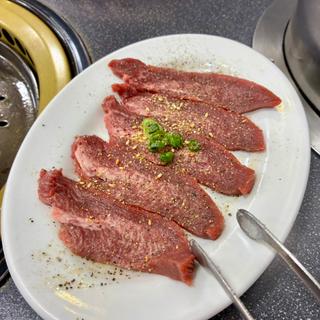 タン(焼肉ことぶき)