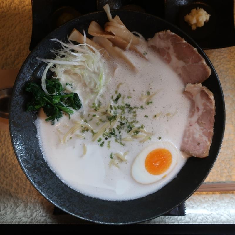 Cream塩ラーメン(女性のためのラーメン屋『麺屋 クリーム女子』)