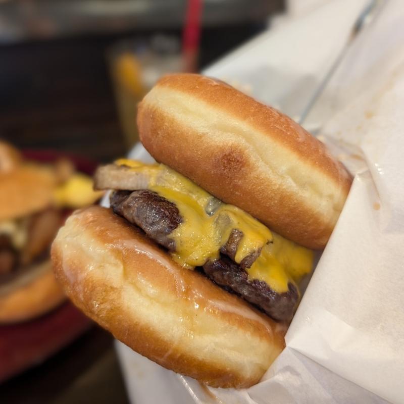 ルーサーバーガー(バーガークレイジー （BURGER CRAZY）)