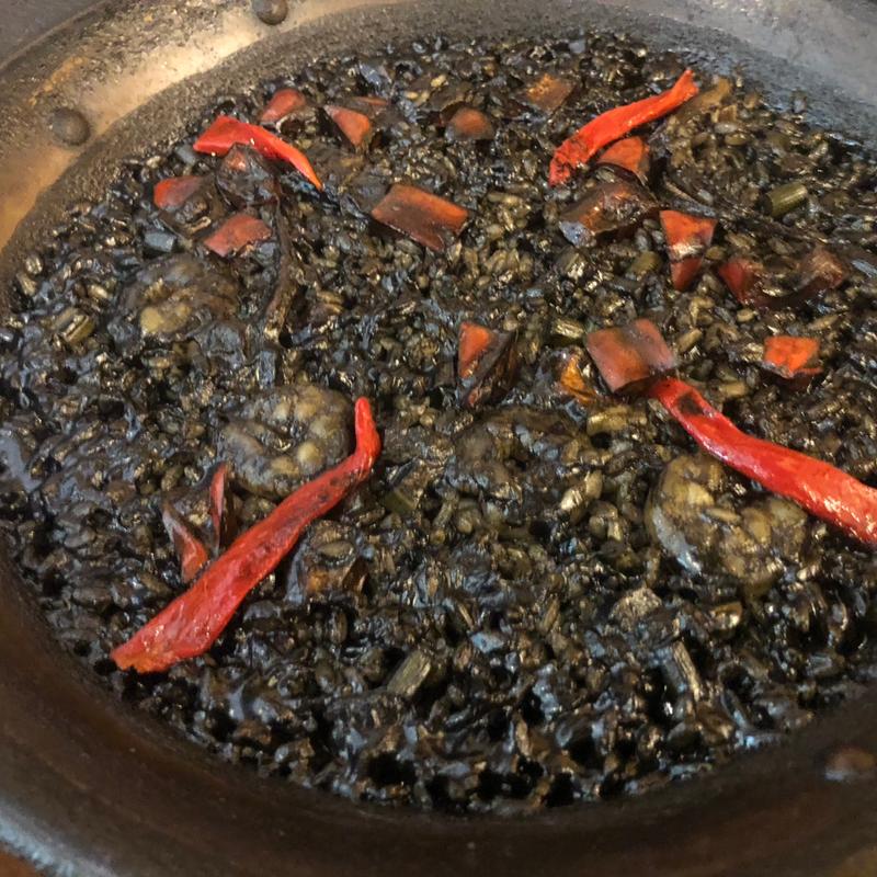 イカスミのパエリア(バル ポルティージョ （Bar Portillo）)