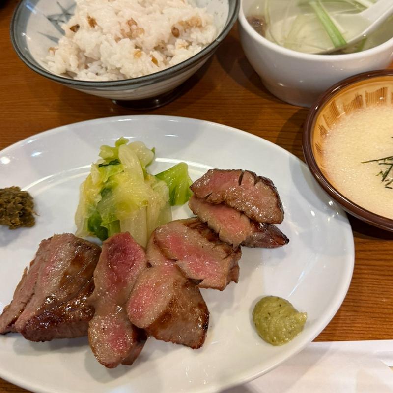 牛たん定食　並盛り(牛たん 荒 新宿店)