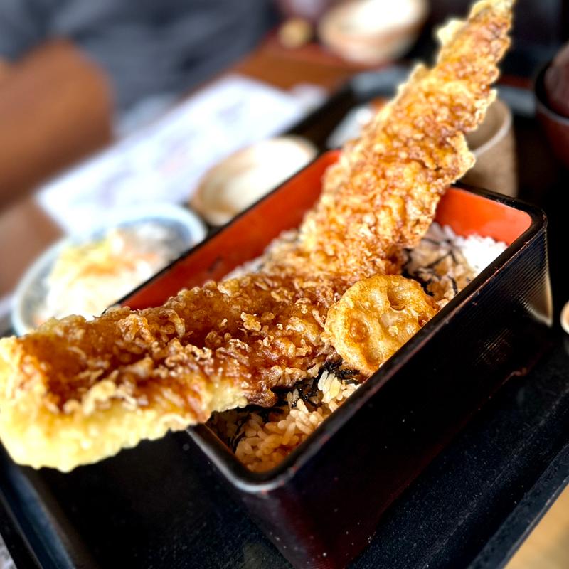 あなご天重膳 (とうふや )