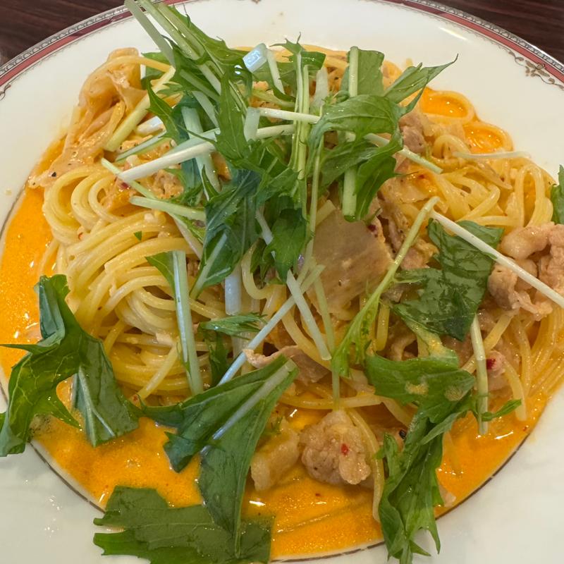 観音池ポークの豚キムチクリームスパゲッティ（ランチセット）(ウルワシ 一ツ葉店 )