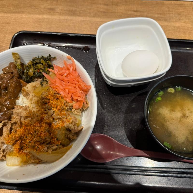 肉だく牛魯肉飯(吉野家 新宿4丁目店 )