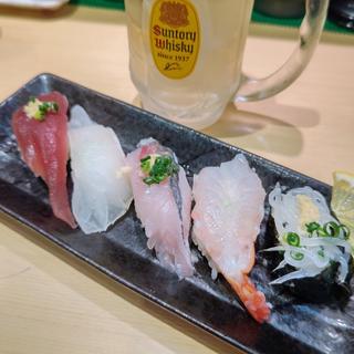 旬鮮五種盛(神奈川回転寿司 二代目ぐるめ亭 港南台バーズ店)