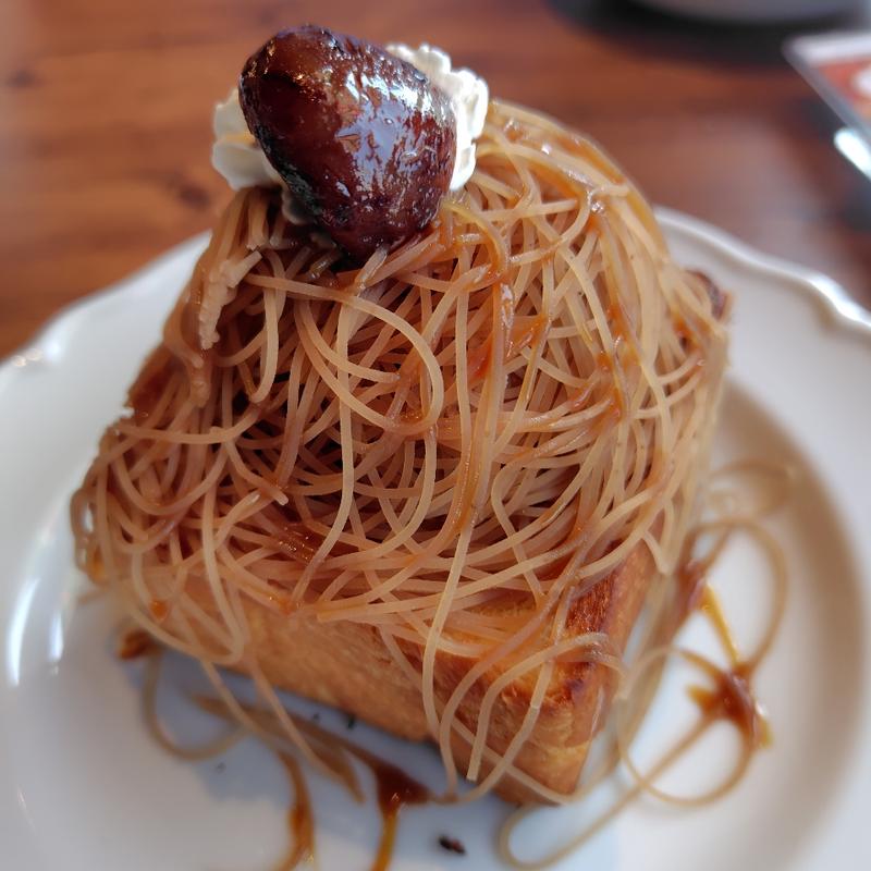 しぼりたてモンブランのハニートースト(ジョリーパスタ 盛岡本宮店)