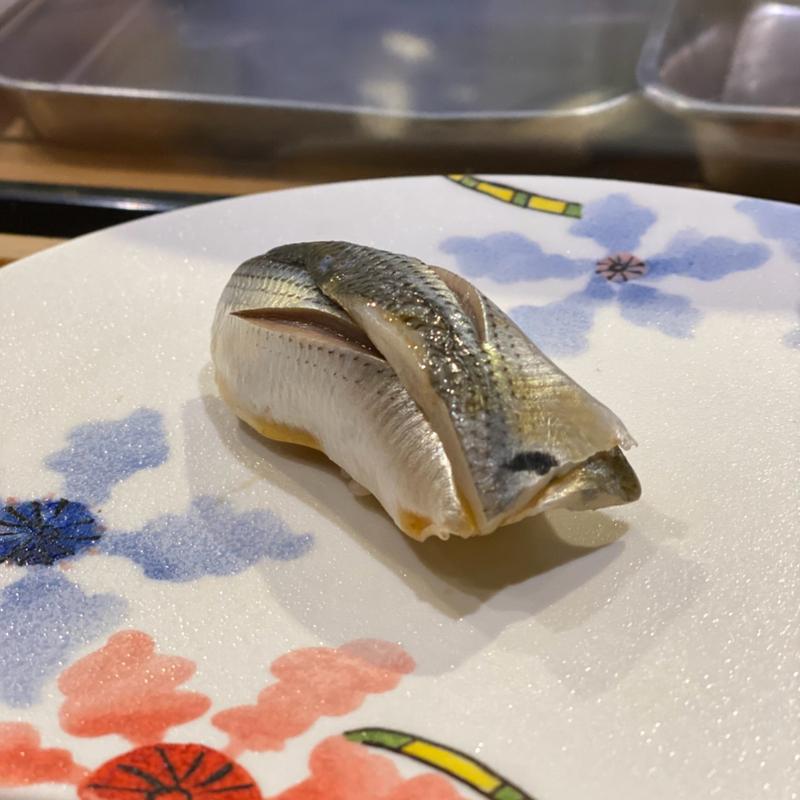 コハダ（レギュラー満タンコース）(江戸前 SS(スシステーション))