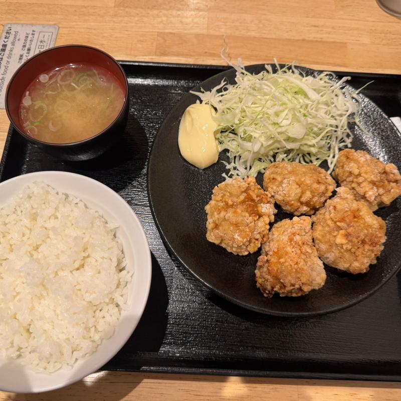 唐揚げ定食(からあげ日本一 参宮橋店)