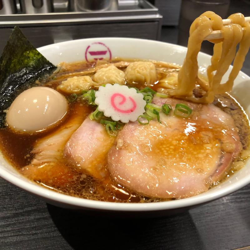 特生姜醤油そば大(横浜中華そば 維新商店)