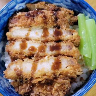 熟成三元豚の極厚ロースかつ