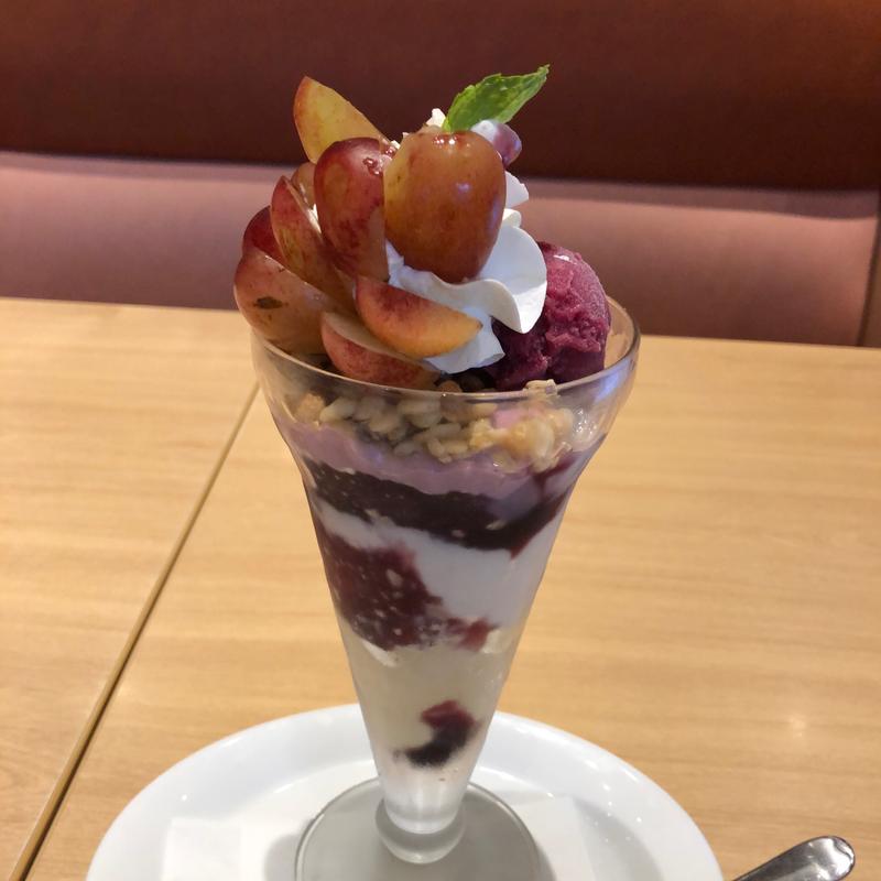 クイーンルージュのザ・サンデー(デニーズ 梅島店)