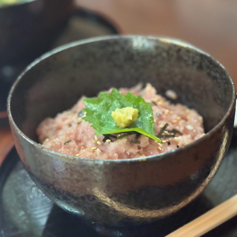 ねぎとろ丼(なぎさ )