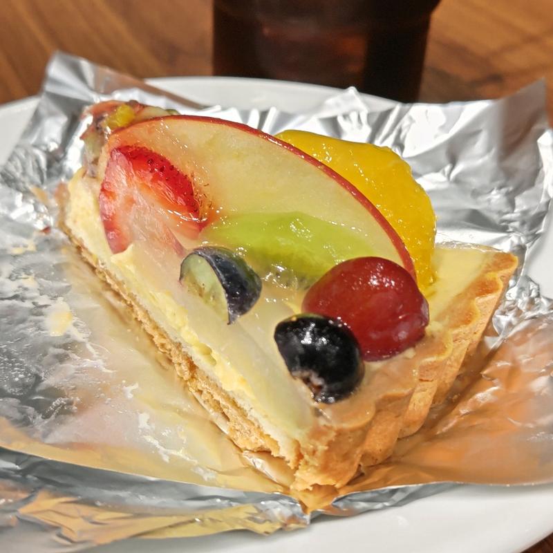 よくばりフルーツタルト( CAFE Cocktail-Do)